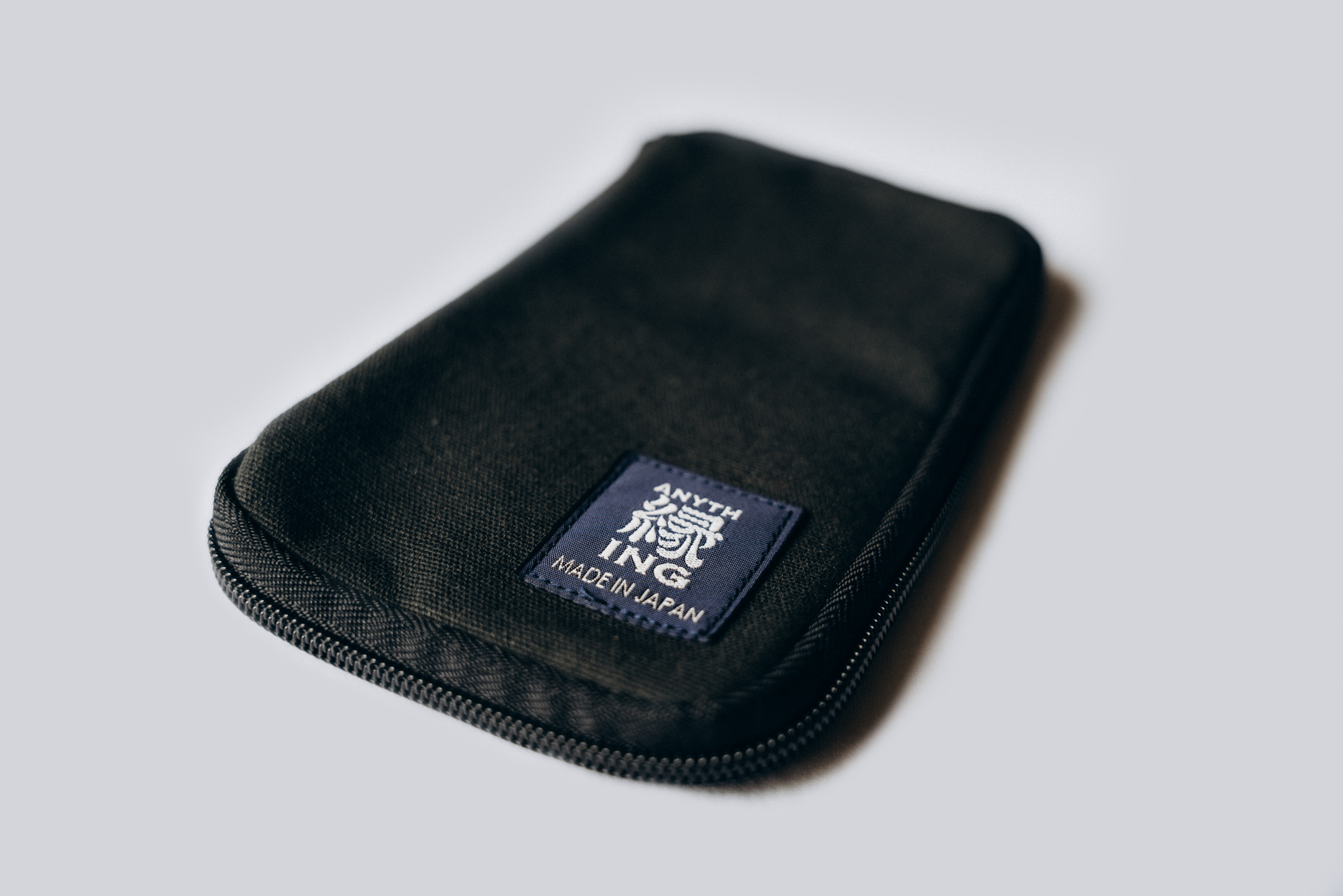 ANYTHING x ROBINSON Pencil Case Black 